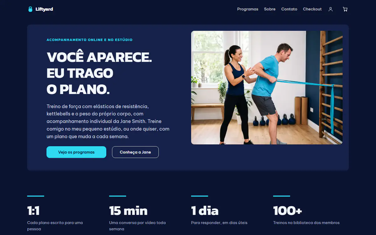 Modelo de site para coach de fitness, no computador