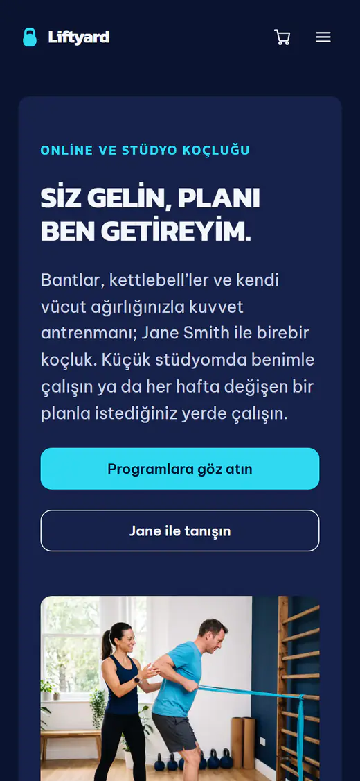 Fitness koçu web sitesi şablonu, telefonda