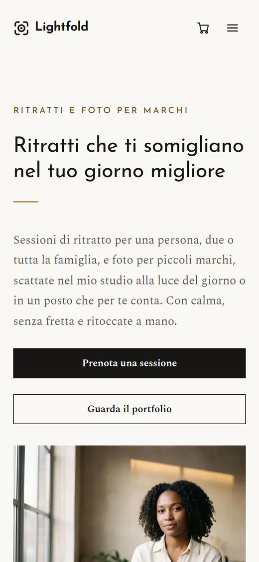 Modello di sito per fotografi, su smartphone
