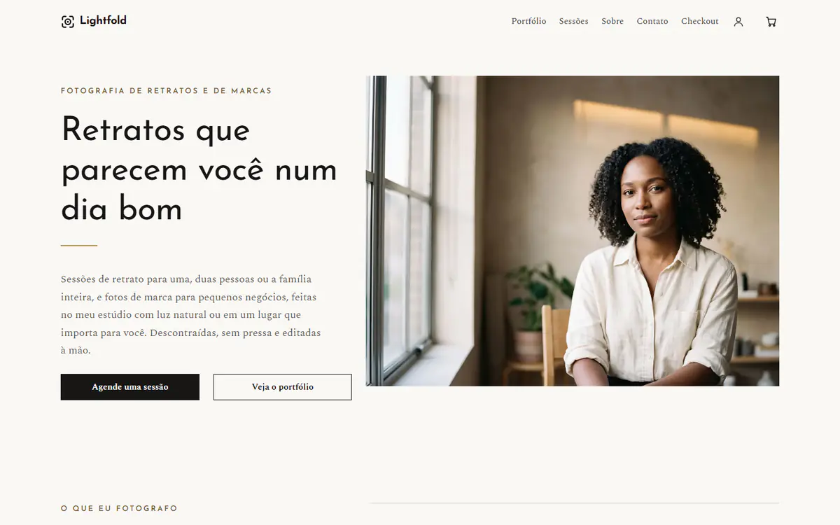 Modelo de site para fotógrafos, no computador