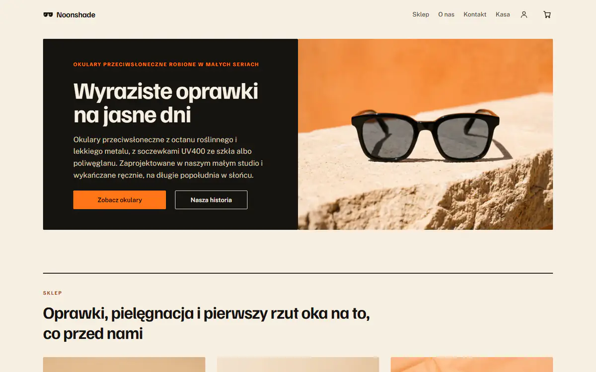 Szablon sklepu z okularami słonecznymi na komputerze