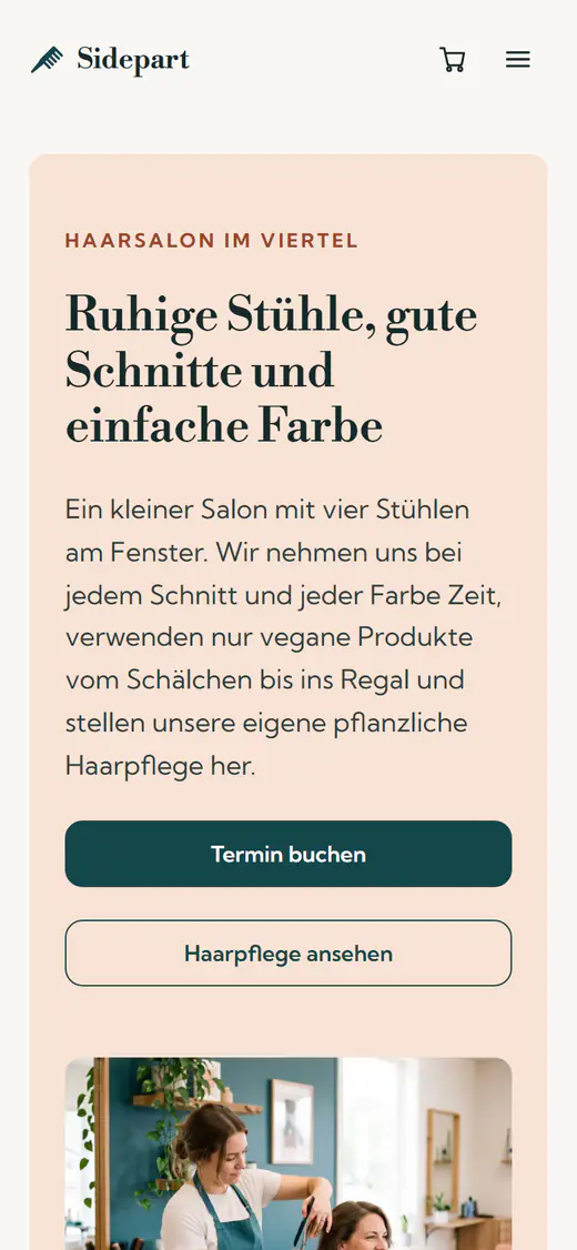 Website-Vorlage für Friseursalons auf einem Smartphone
